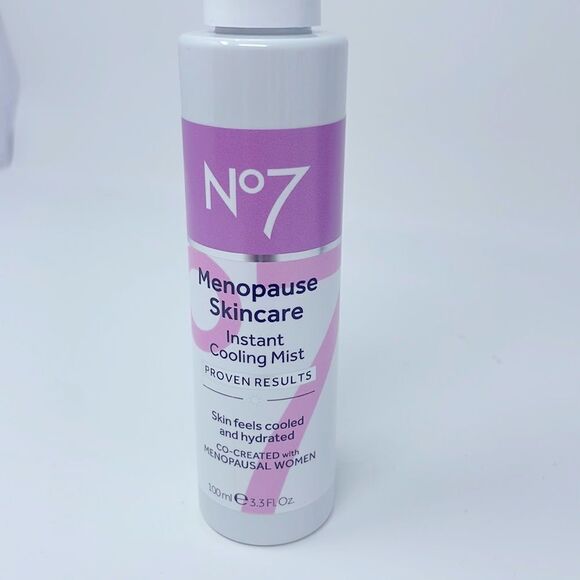 No7 Menopause Skincare Instant Cooling Refreshing Mist Spray - Picture 3 of 6